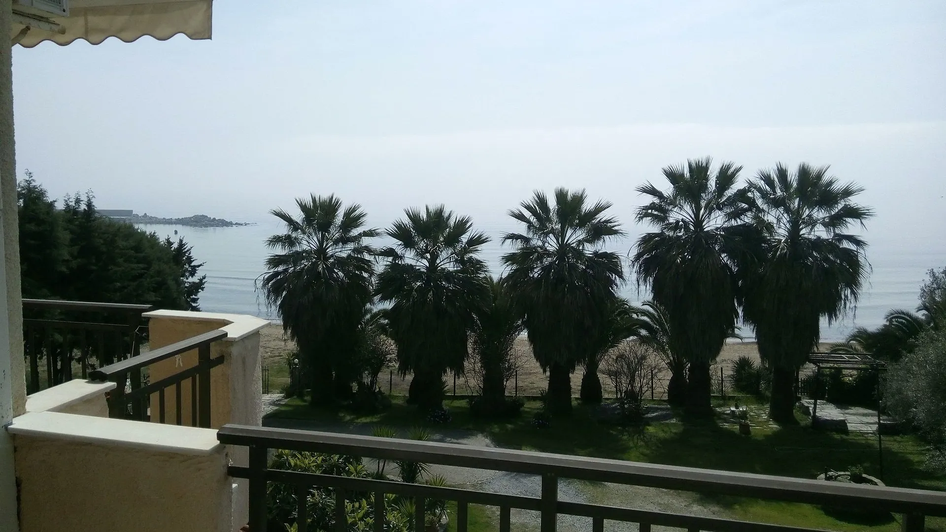 Pension Karvounoskala Stratonion Apartment